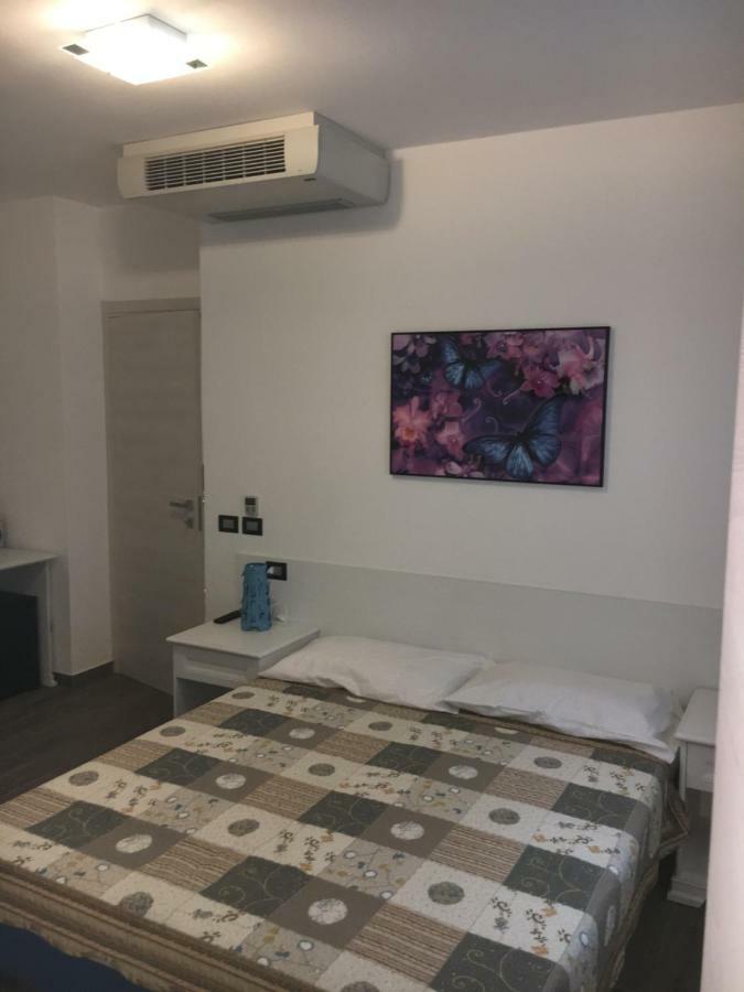 B&B Le Farfalle Onno Extérieur photo